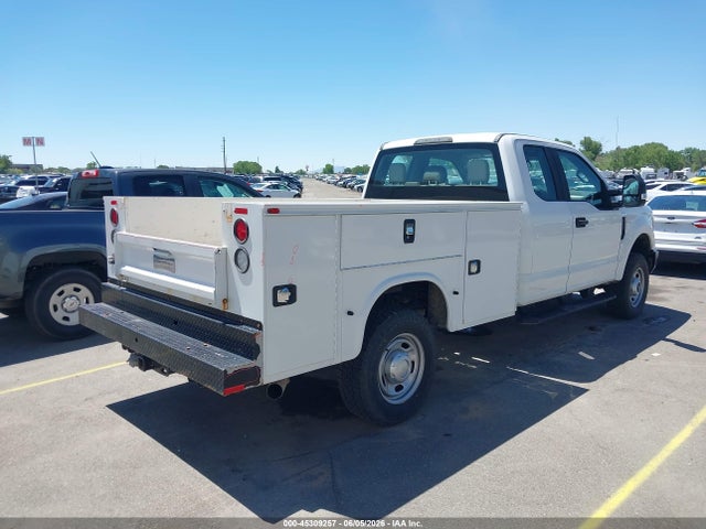 Ford F-350 Xl 2019 1FD8X3B61KEC15910 Image 4