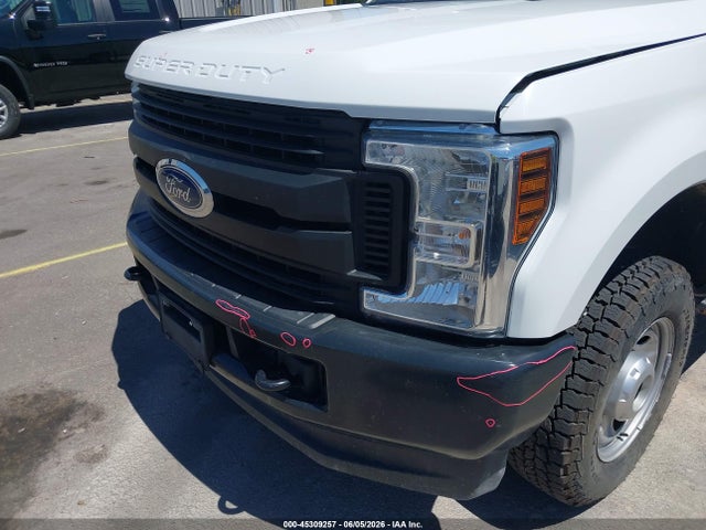 Ford F-350 Xl 2019 1FD8X3B61KEC15910 Image 6