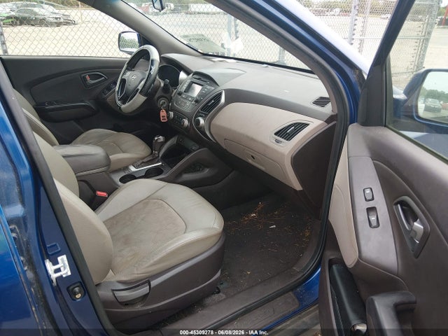 2014 Hyundai Tucson Se მანქანა იყიდება აუქციონზე, vin: KM8JUCAG7EU895326, აუქციონის ნომერი: 45309278