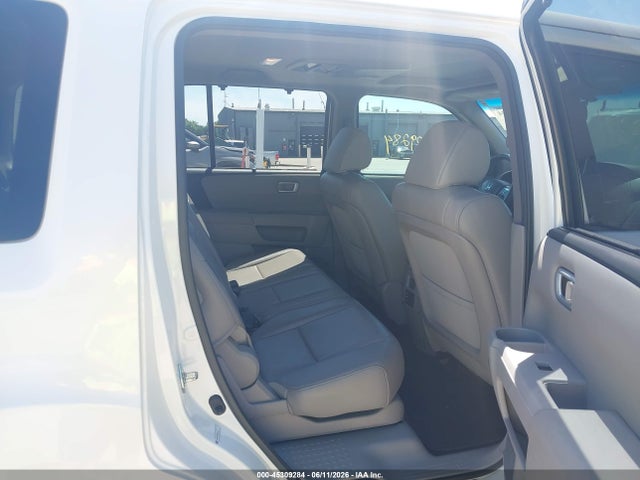 Honda Pilot Touring 2014 5FNYF4H9XEB005615 Image 8