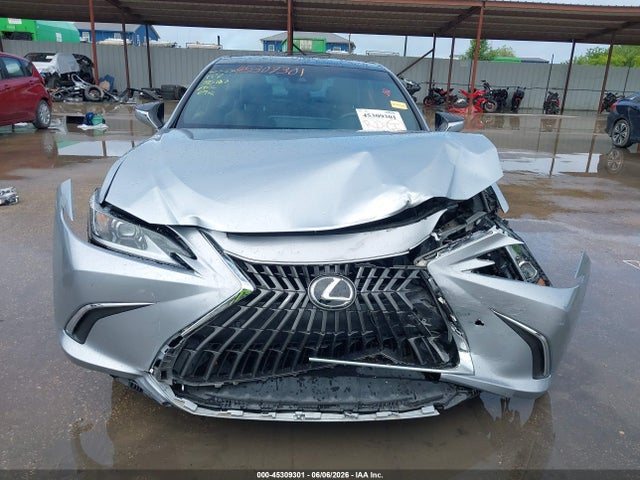45309301 :رقم المزاد ، 58ADZ1B1XNU120699 vin ، 2022 Lexus Es 350 مزاد بيع