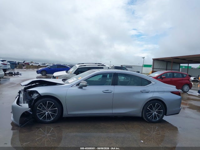 45309301 :رقم المزاد ، 58ADZ1B1XNU120699 vin ، 2022 Lexus Es 350 مزاد بيع