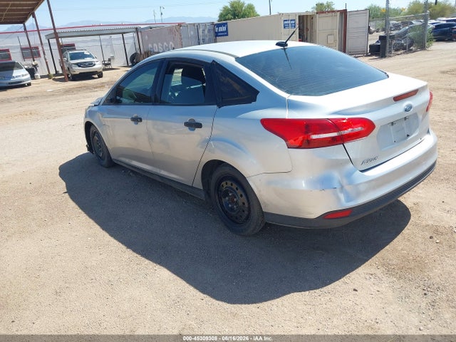 Ford FOCUS S 2016 1FADP3E2XGL310552 Image 3