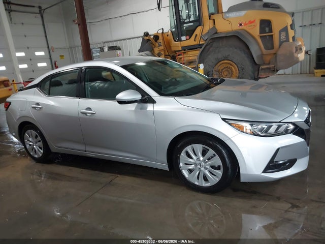 3N1AB8BV2MY270870 Nissan Sentra S Xtronic Cvt