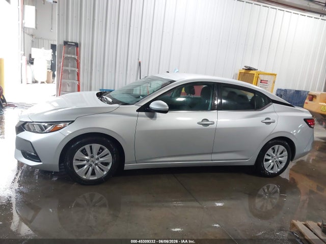 3N1AB8BV2MY270870 Nissan Sentra S Xtronic Cvt