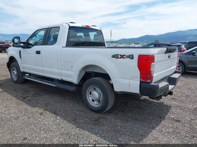 1FT7X2B62NEE51674 Ford F-250 Xl