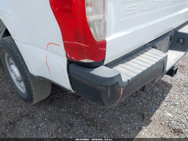 1FT7X2B62NEE51674 Ford F-250 Xl