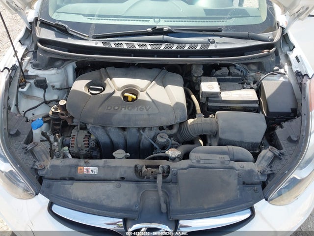 2013 Hyundai Elantra Gls მანქანა იყიდება აუქციონზე, vin: 5NPDH4AEXDH215731, აუქციონის ნომერი: 45309352