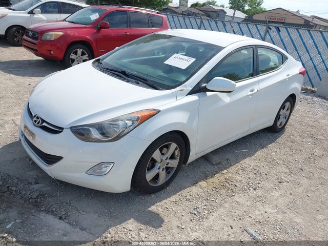 2013 Hyundai Elantra Gls მანქანა იყიდება აუქციონზე, vin: 5NPDH4AEXDH215731, აუქციონის ნომერი: 45309352