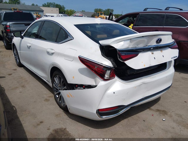2020 Lexus Es 300h მანქანა იყიდება აუქციონზე, vin: 58AD21B11LU005846, აუქციონის ნომერი: 45309401