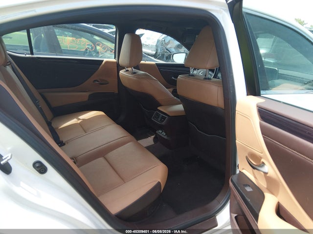2020 Lexus Es 300h მანქანა იყიდება აუქციონზე, vin: 58AD21B11LU005846, აუქციონის ნომერი: 45309401