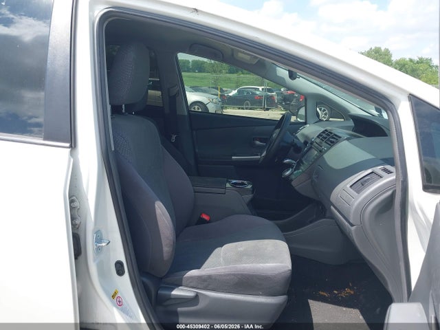 Продажа на аукционе авто 2014 Toyota Prius V Three, vin: JTDZN3EU1EJ000306, номер лота: 45309402