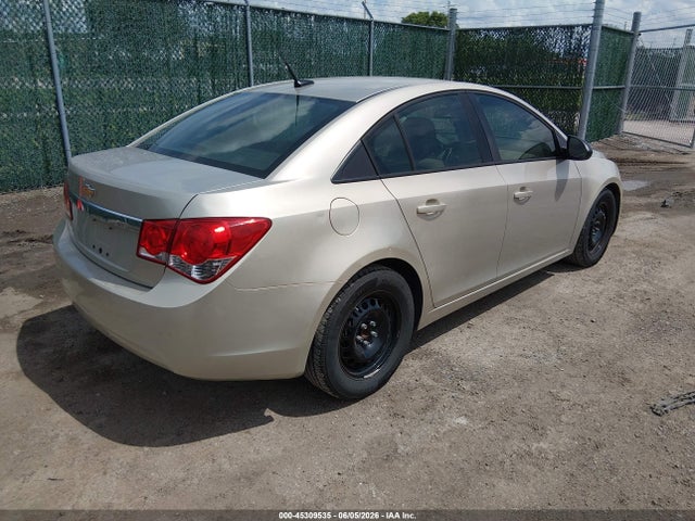 Chevrolet Cruze Ls Auto 2014 1G1PA5SH3E7354498 Image 4