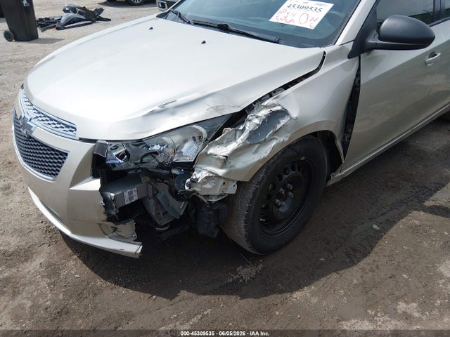 Chevrolet Cruze Ls Auto 2014 1G1PA5SH3E7354498 Image 6