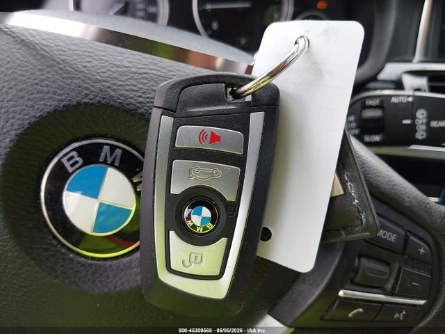 Продаж на аукціоні авто 2017 Bmw X3 Sdrive28i, vin: 5UXWZ7C30H0V90693, номер лоту: 45309568