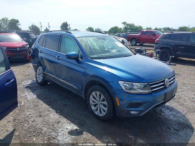 2018 Volkswagen Tiguan 2.0t Se/2.0t Sel მანქანა იყიდება აუქციონზე, vin: 3VV2B7AX0JM026444, აუქციონის ნომერი: 45309600