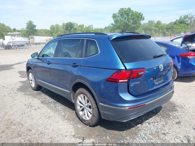 2018 Volkswagen Tiguan 2.0t Se/2.0t Sel მანქანა იყიდება აუქციონზე, vin: 3VV2B7AX0JM026444, აუქციონის ნომერი: 45309600