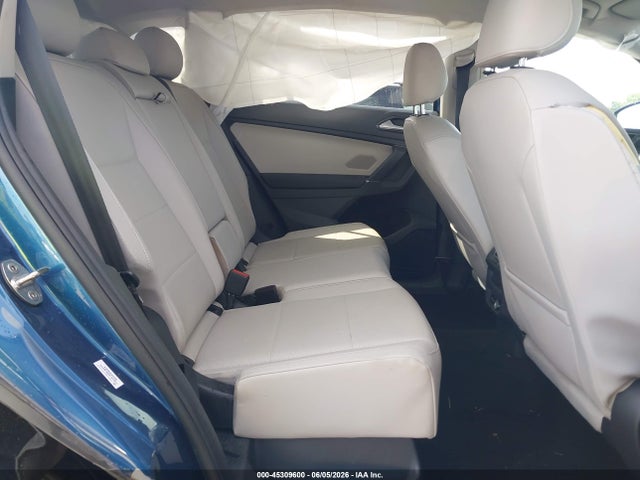 2018 Volkswagen Tiguan 2.0t Se/2.0t Sel მანქანა იყიდება აუქციონზე, vin: 3VV2B7AX0JM026444, აუქციონის ნომერი: 45309600
