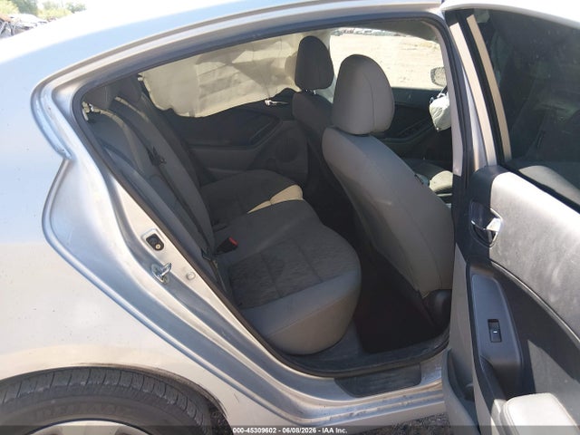 45309602 :رقم المزاد ، KNAFK4A65F5286497 vin ، 2015 Kia Forte Lx مزاد بيع