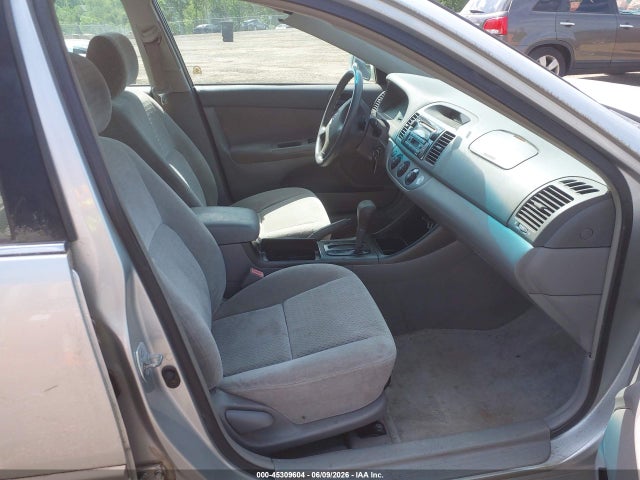 45309604 :رقم المزاد ، 4T1BE32K53U648615 vin ، 2003 Toyota Camry Le مزاد بيع