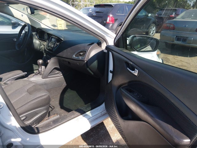 45309615 :رقم المزاد ، 1C3CDFBB7FD415003 vin ، 2015 Dodge Dart Sxt مزاد بيع