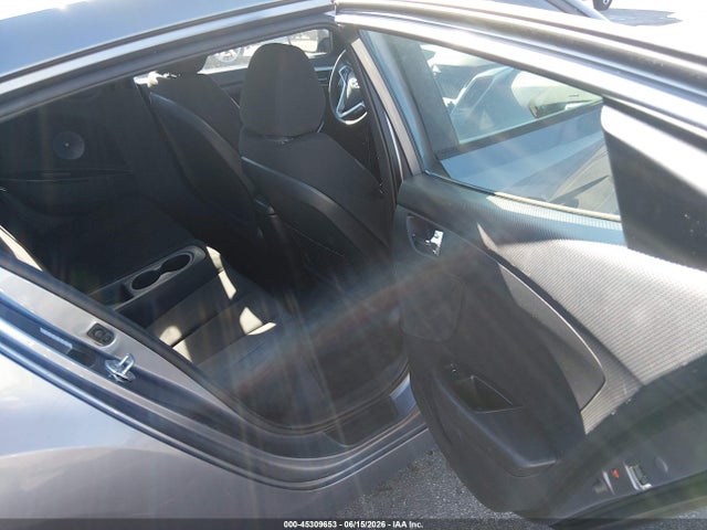 Продажа на аукционе авто 2016 Hyundai Veloster, vin: KMHTC6AD3GU303054, номер лота: 45309653