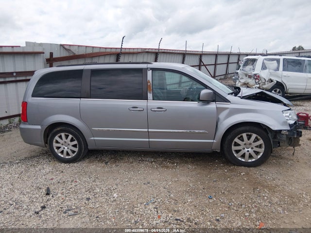 Продажа на аукционе авто 2015 Chrysler Town & Country Touring, vin: 2C4RC1BG0FR553275, номер лота: 45309679