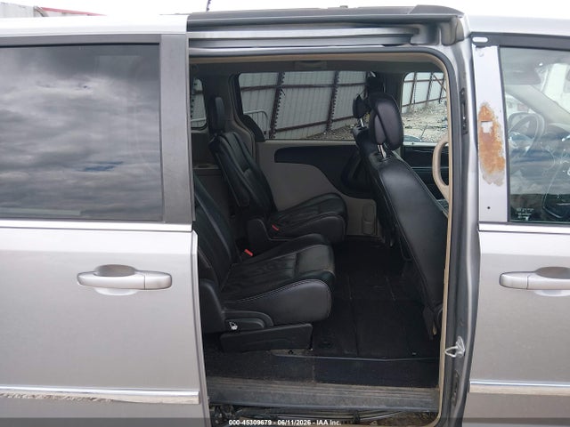 45309679 :رقم المزاد ، 2C4RC1BG0FR553275 vin ، 2015 Chrysler Town & Country Touring مزاد بيع