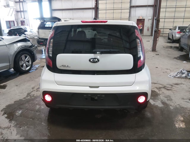 KIA Soul 2017 KNDJN2A29H7438438 Image 16
