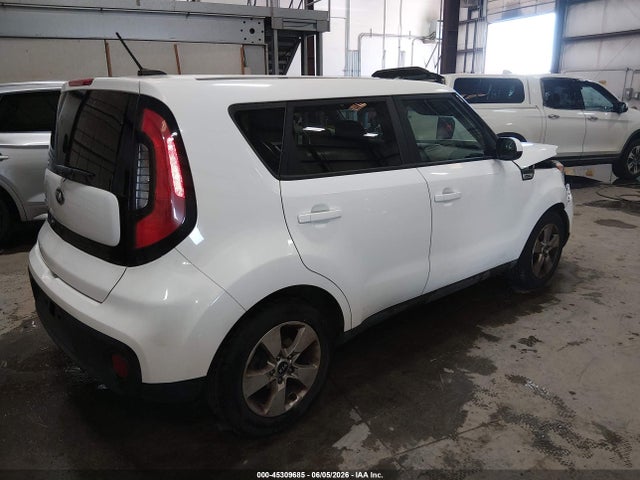 KIA Soul 2017 KNDJN2A29H7438438 Image 4