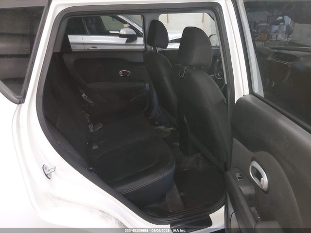 KIA Soul 2017 KNDJN2A29H7438438 Image 8