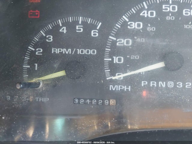 45309702 :رقم المزاد ، 1GTEC14W3WZ502720 vin ، 1998 Gmc Sierra 1500 Sl Wideside مزاد بيع