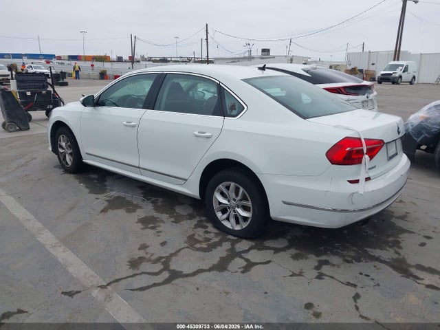 Aukcja sprzedaży 2016 Volkswagen Passat 1.8t S, vin: 1VWAT7A39GC054965, numer aukcji: 45309733