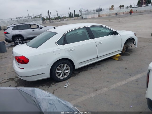 Aukcja sprzedaży 2016 Volkswagen Passat 1.8t S, vin: 1VWAT7A39GC054965, numer aukcji: 45309733