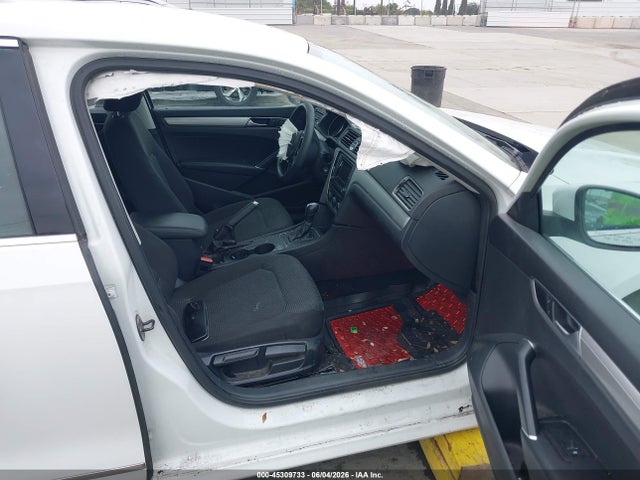 Aukcja sprzedaży 2016 Volkswagen Passat 1.8t S, vin: 1VWAT7A39GC054965, numer aukcji: 45309733