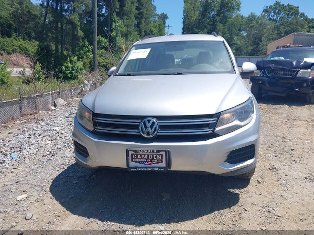 2015 Volkswagen Tiguan S მანქანა იყიდება აუქციონზე, vin: WVGAV7AX3FW524187, აუქციონის ნომერი: 45309743
