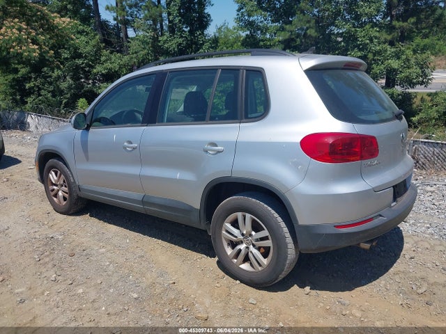 2015 Volkswagen Tiguan S მანქანა იყიდება აუქციონზე, vin: WVGAV7AX3FW524187, აუქციონის ნომერი: 45309743