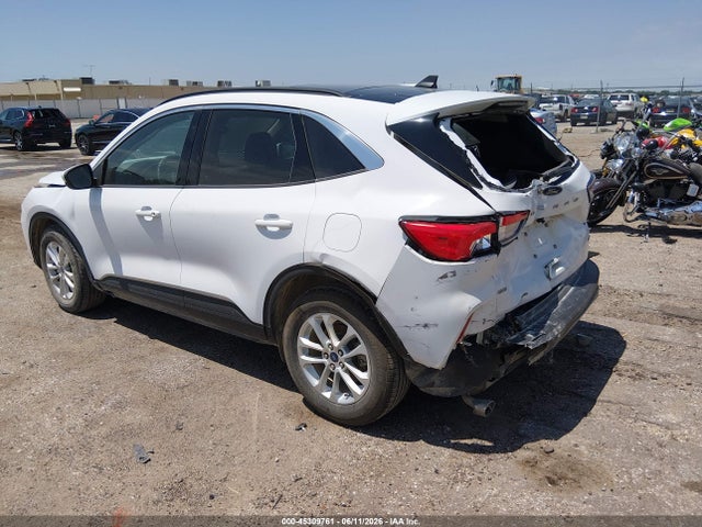 Ford ESCAPE SE 2020 1FMCU9G61LUB05557 Image 3