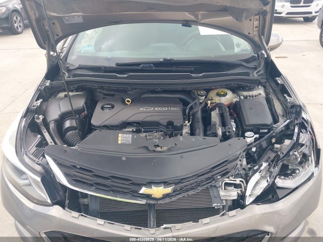 1G1BE5SM9H7130135 Chevrolet Cruze Lt Auto