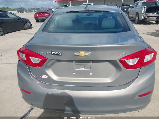 1G1BE5SM9H7130135 Chevrolet Cruze Lt Auto