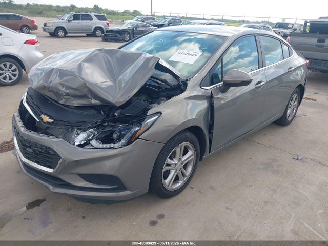 1G1BE5SM9H7130135 Chevrolet Cruze Lt Auto