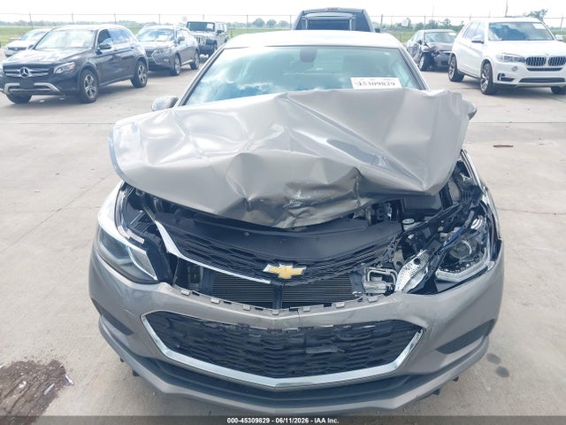 1G1BE5SM9H7130135 Chevrolet Cruze Lt Auto