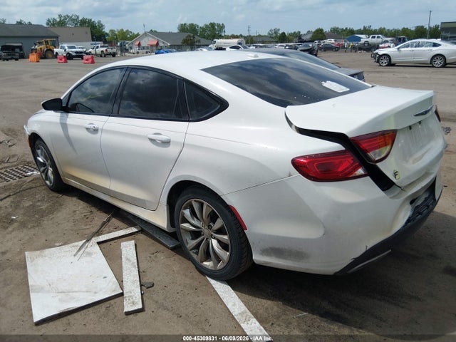 45309831 :رقم المزاد ، 1C3CCCBGXFN705839 vin ، 2015 Chrysler 200 S مزاد بيع