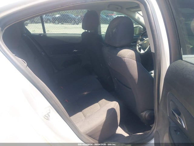 1G1PC5SB2E7324771 Chevrolet Cruze 1lt Auto