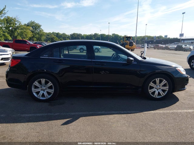 Продаж на аукціоні авто 2013 Chrysler 200 Touring, vin: 1C3CCBBB2DN515190, номер лоту: 45309892
