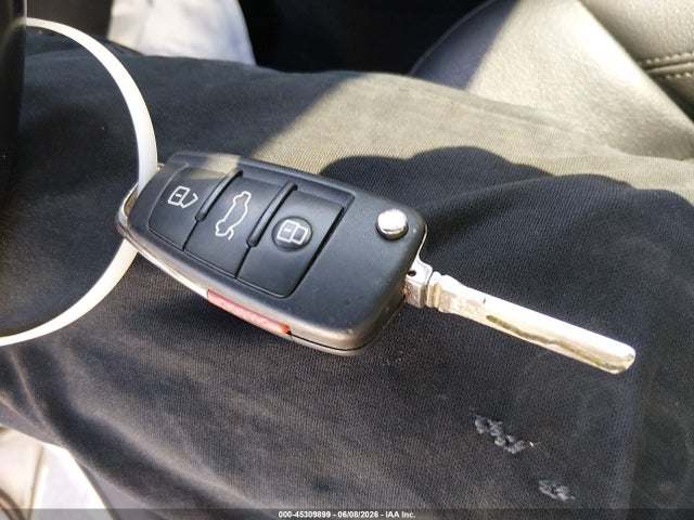 45309899 :رقم المزاد ، WAUBFGFF0F1047508 vin ، 2015 Audi A3 2.0t Premium مزاد بيع