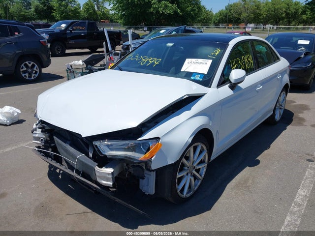 45309899 :رقم المزاد ، WAUBFGFF0F1047508 vin ، 2015 Audi A3 2.0t Premium مزاد بيع