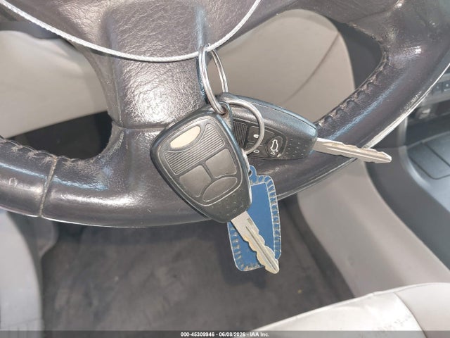 2006 Chrysler Pacifica Touring მანქანა იყიდება აუქციონზე, vin: 2A4GM68406R853746, აუქციონის ნომერი: 45309946