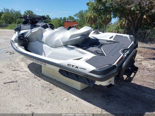 Seadoo Gtx-300 Limited 2024 YDV50060A424 Image 3