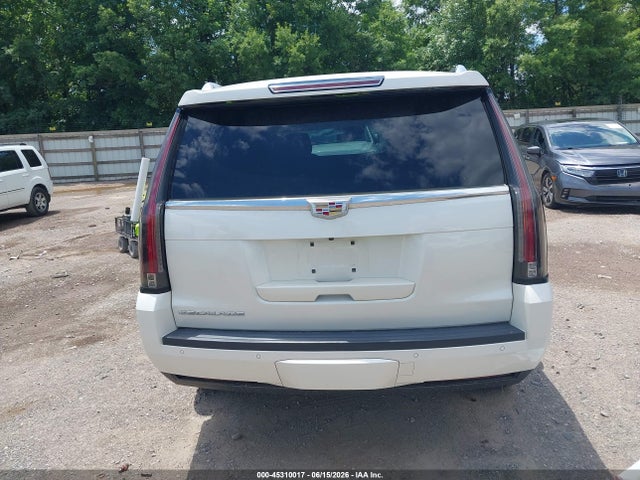 45310017 :رقم المزاد ، 1GYS4MKJ9FR735603 vin ، 2015 Cadillac Escalade Luxury مزاد بيع